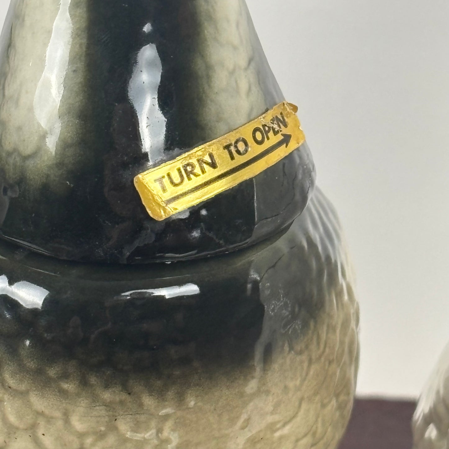 Vintage 1979 James B. Beam Goose Empty Decanter Set |⋆˙⟡| Regal China – Bar Decor