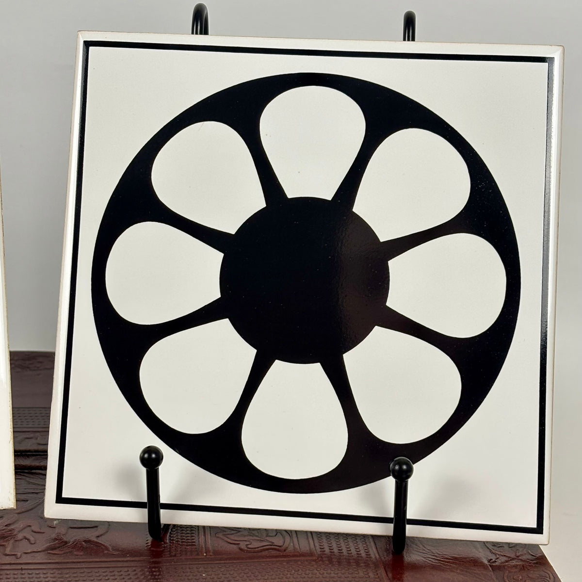 Set of 2 Vintage Ceramic Wall Tiles |⋆˙⟡| Berggren Floral Pattern,  Black and White 70’s Flower