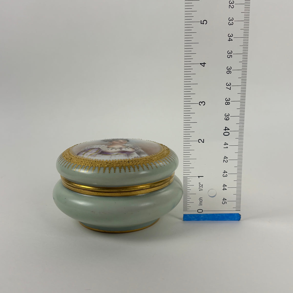Antique Hand Painted Porcelain Portrait |⋆˙⟡| Trinket Box with Gold Gilt