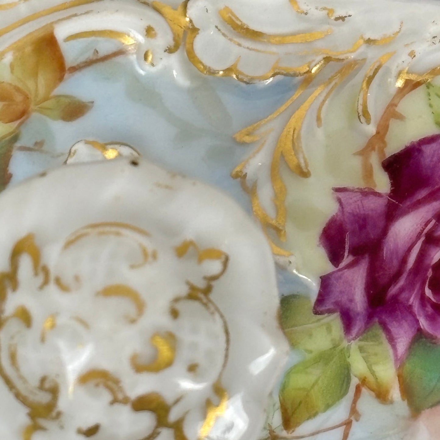 Vintage Porcelain Rose Paperweight |⋆˙⟡| with Gold Detail