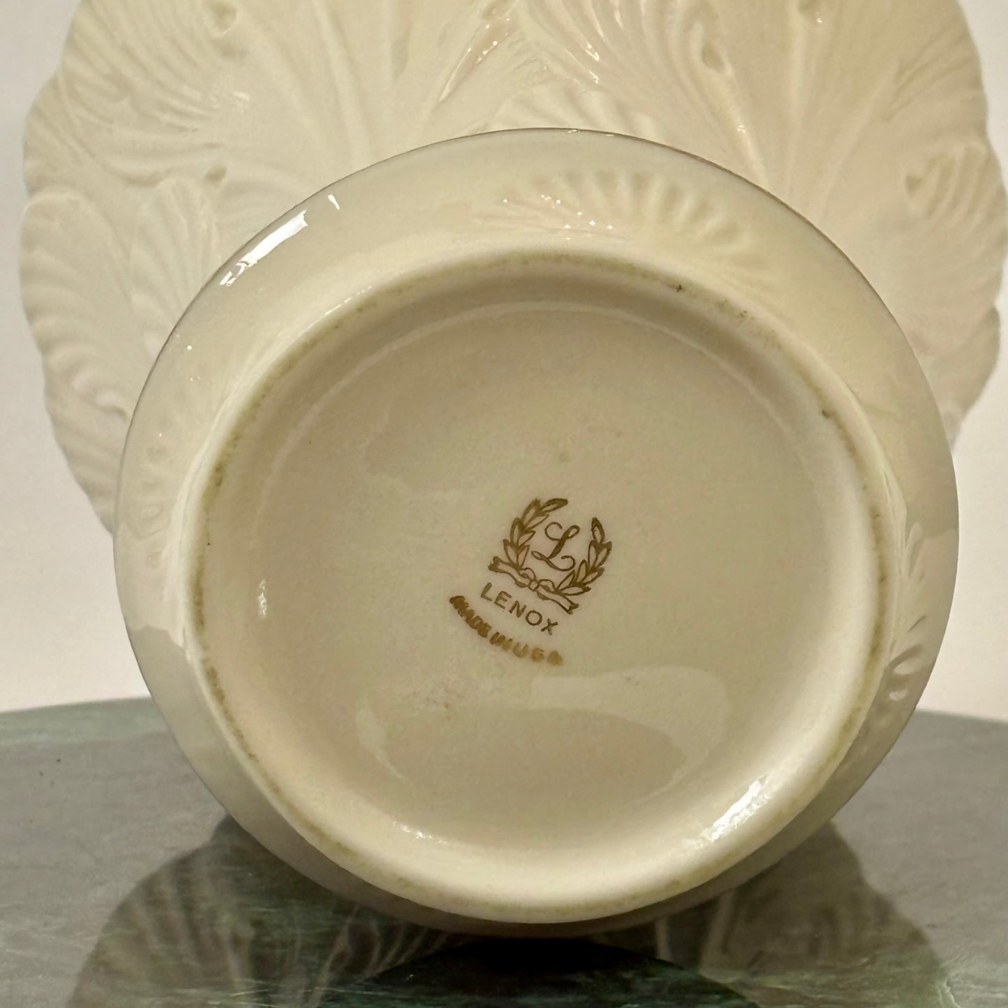 Lenox Cranford Ivory Porcelain Vase ~ Vintage |⋆˙⟡ |  Scalloped Rim & 24K Gold Trim