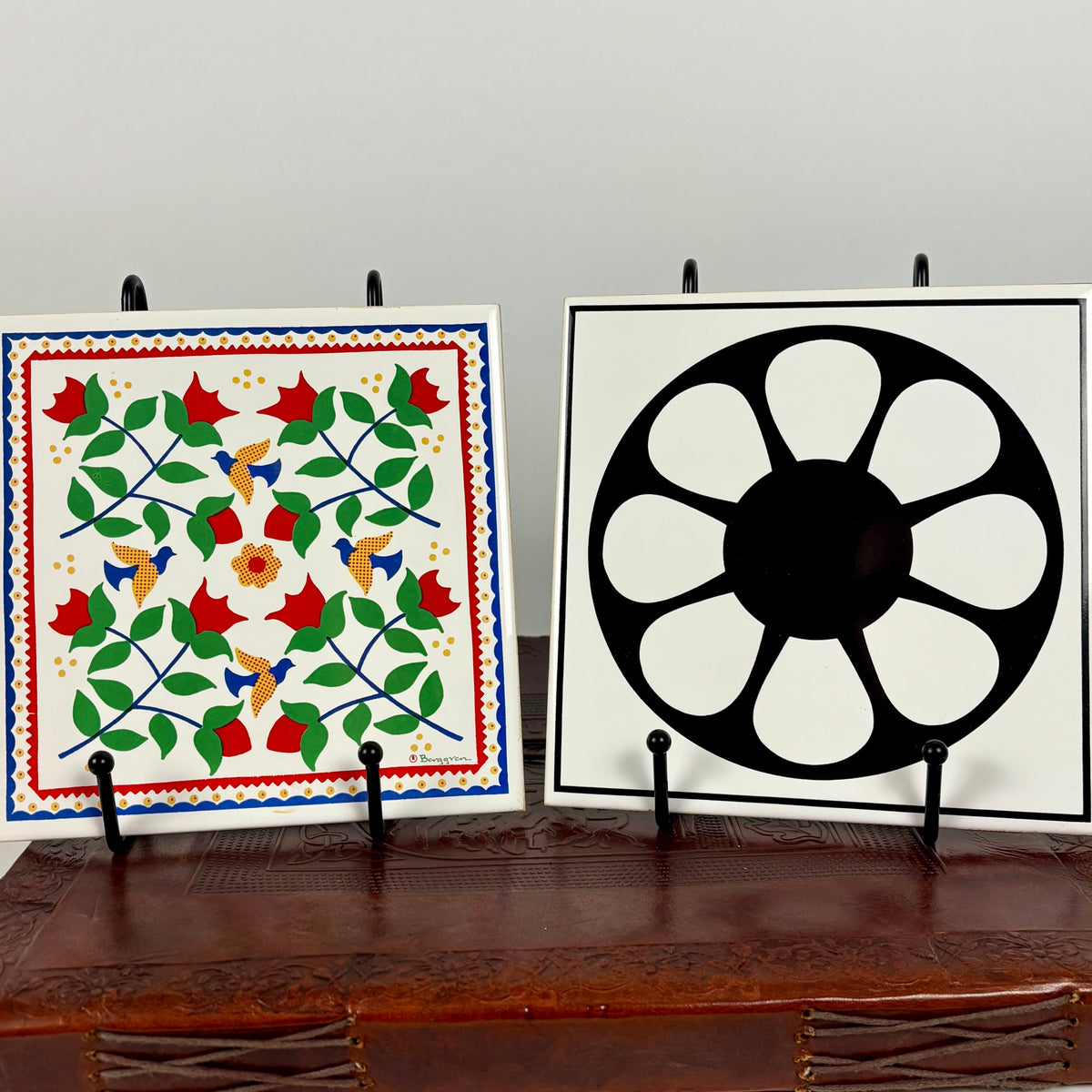 Set of 2 Vintage Ceramic Wall Tiles |⋆˙⟡| Berggren Floral Pattern,  Black and White 70’s Flower
