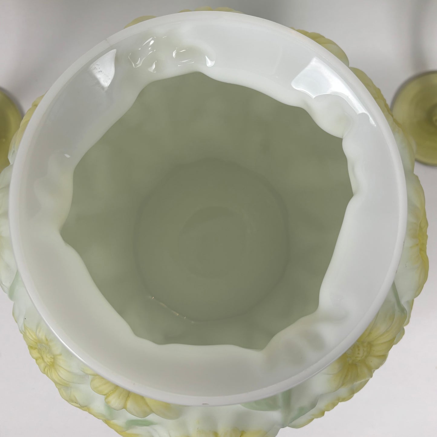 Phoenix Art Glass Yellow Daisy Pattern Vase |⋆˙⟡| Reverse Decorated, c. 1930s–1950s, Sculptured Floral Art Glass