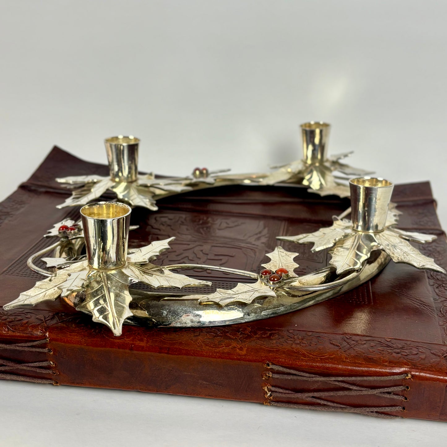 Vintage Silver Tone Metal Holly Advent Wreath Candle Holder |⋆˙⟡| Christmas Centerpiece, Made in India