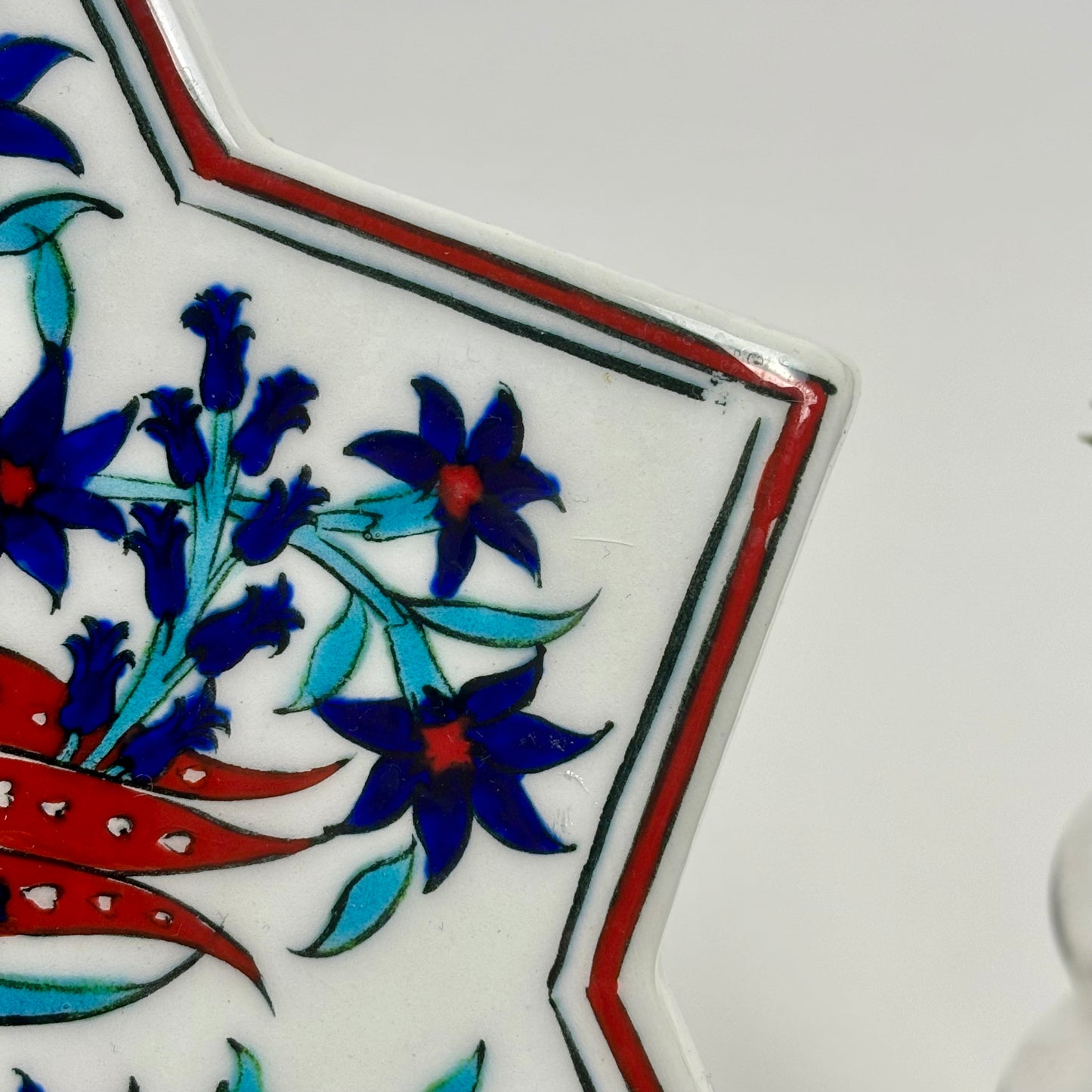 Handmade Turkish Floral Star Ceramic Tile |⋆˙⟡ | Iznik Style