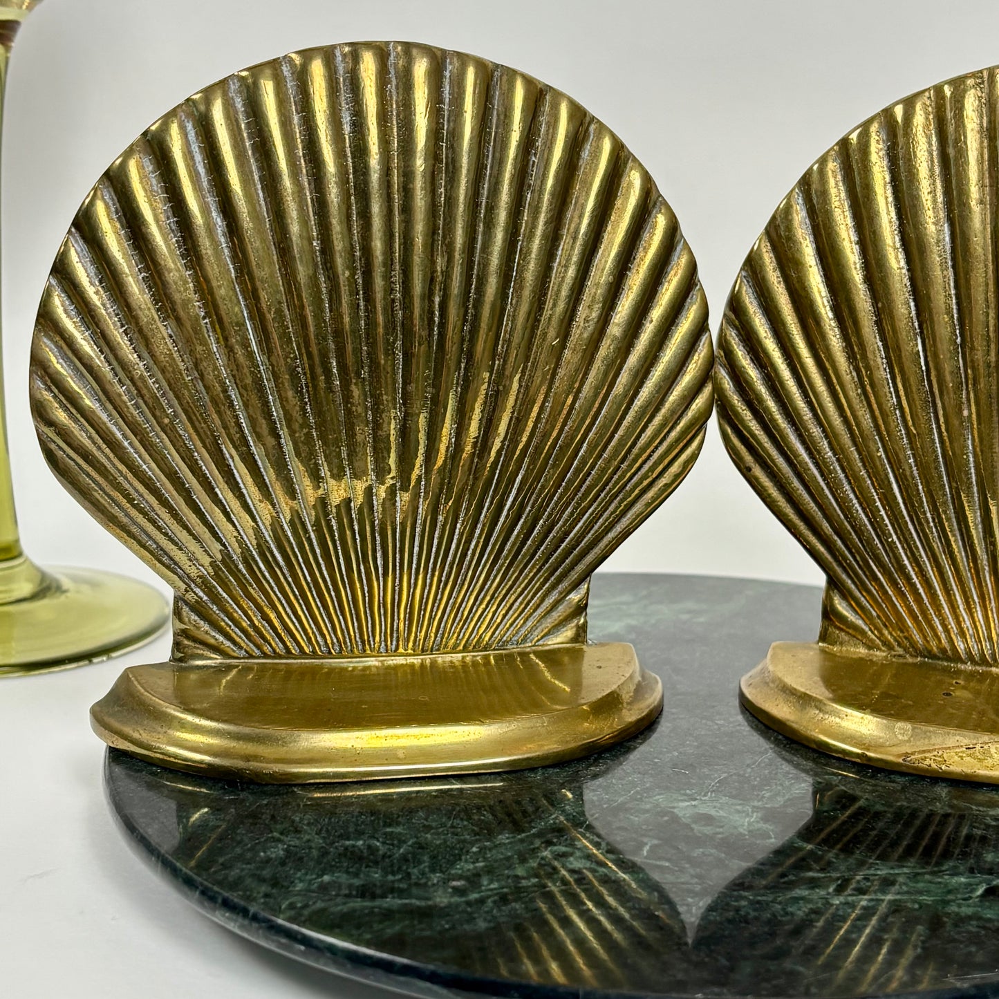 Vintage Brass Shell Bookends | ⋆˙⟡| Pair by Prize Products