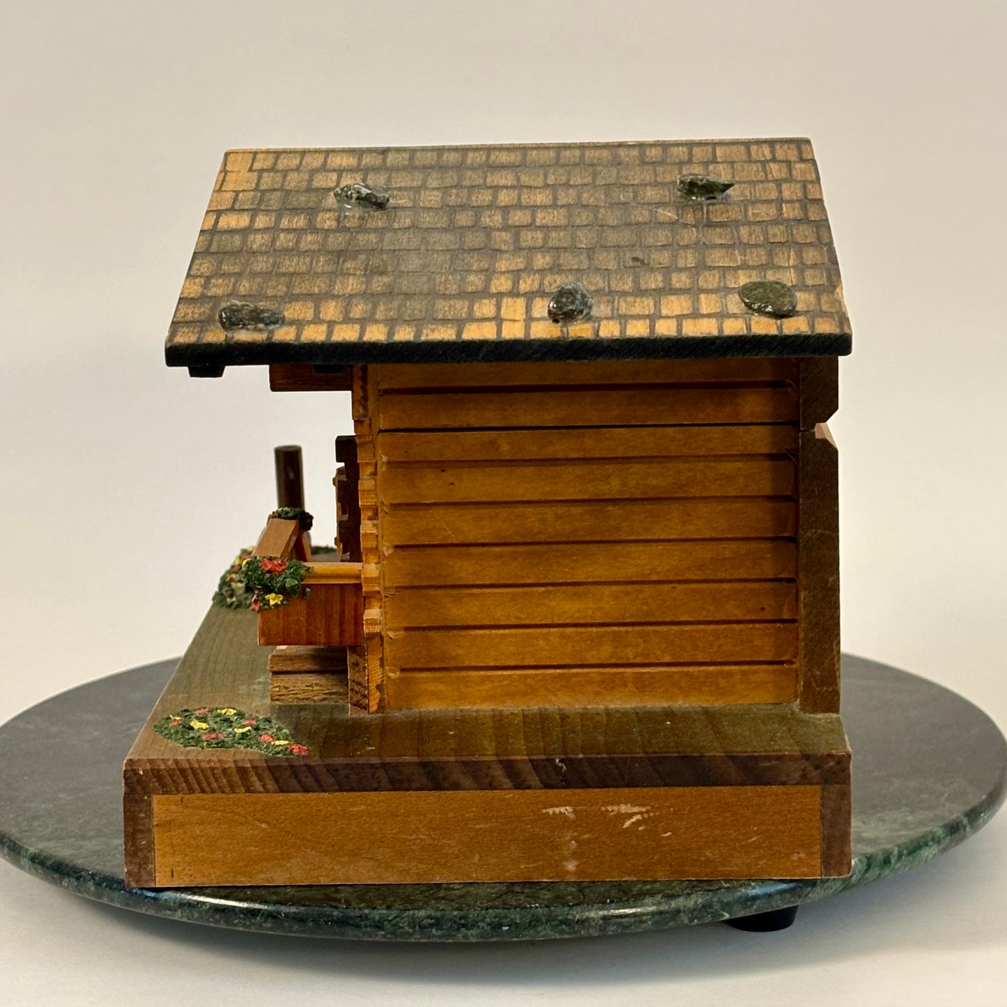 Vintage Swiss Reuge Chalet Music Box ⋆˙⟡ Edelweiss