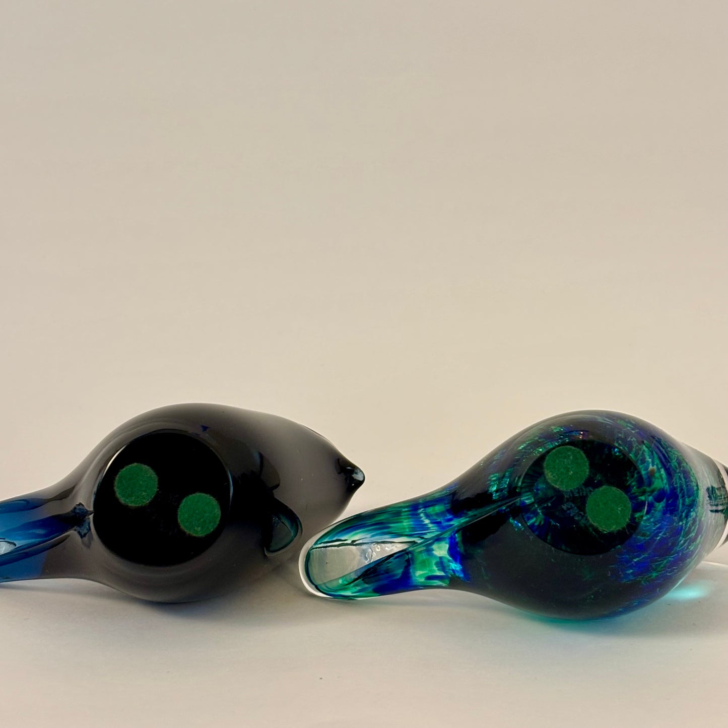 Vintage Wedgwood Glass Bird Figurines |⋆˙⟡ | Signed Blue & Teal Art Glass Bird Pair, Made in England