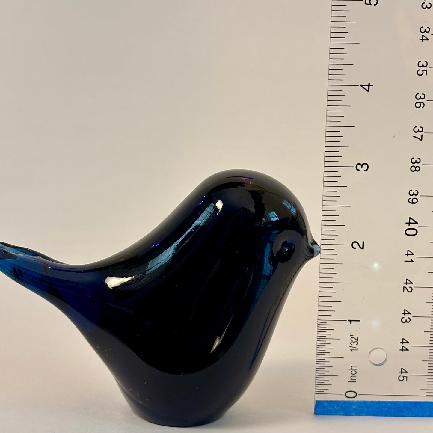 Vintage Wedgwood Glass Bird Figurines |⋆˙⟡ | Signed Blue & Teal Art Glass Bird Pair, Made in England