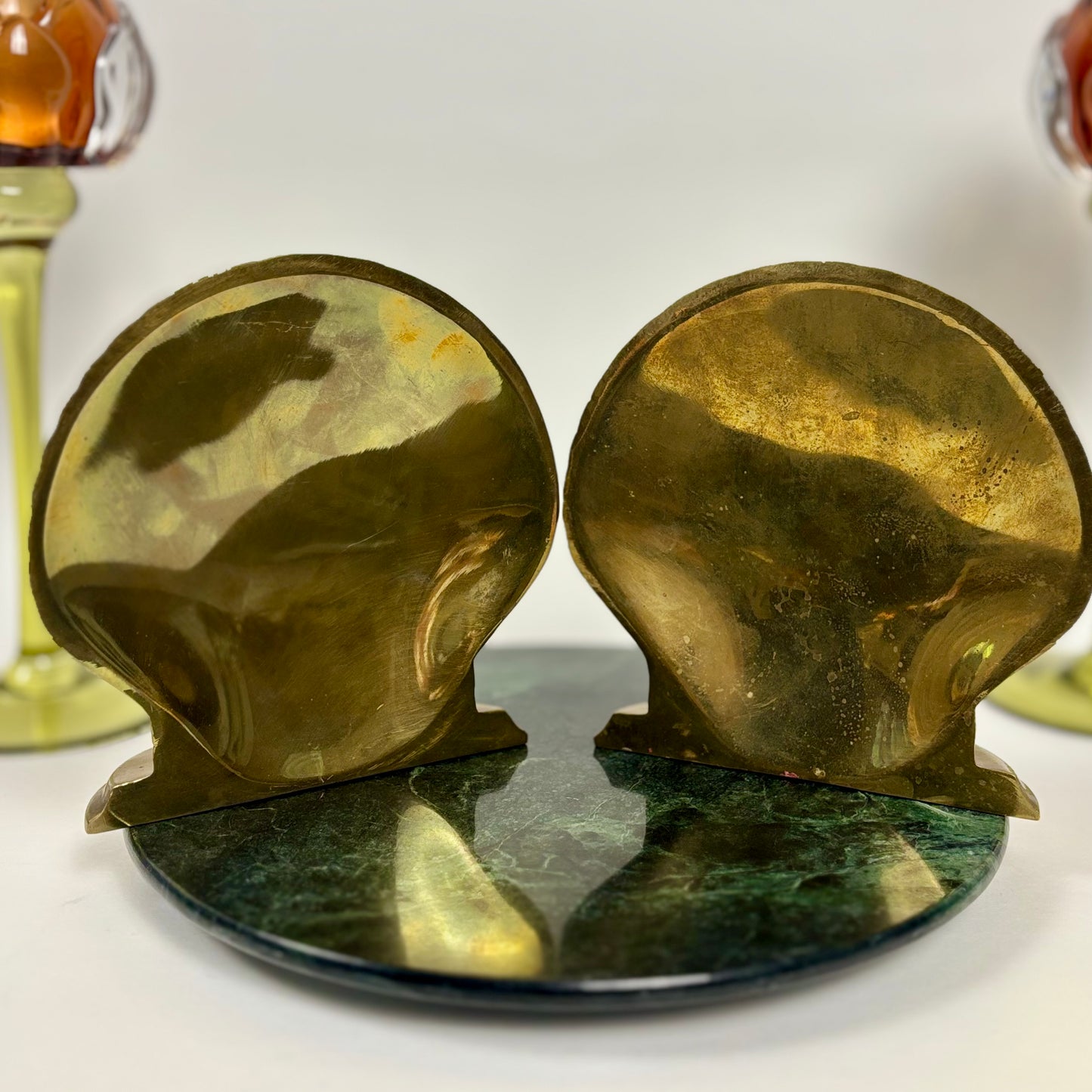 Vintage Brass Shell Bookends | ⋆˙⟡| Pair by Prize Products