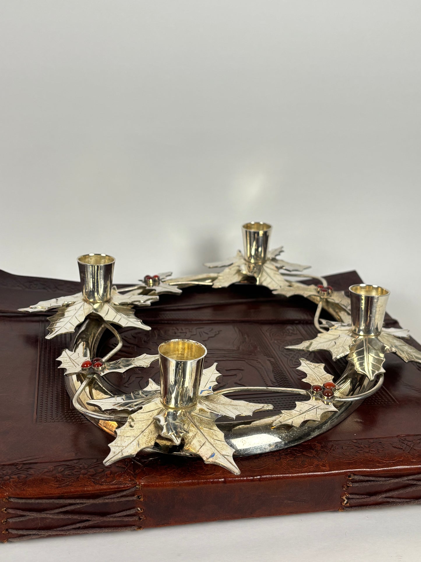 Vintage Silver Tone Metal Holly Advent Wreath Candle Holder |⋆˙⟡| Christmas Centerpiece, Made in India