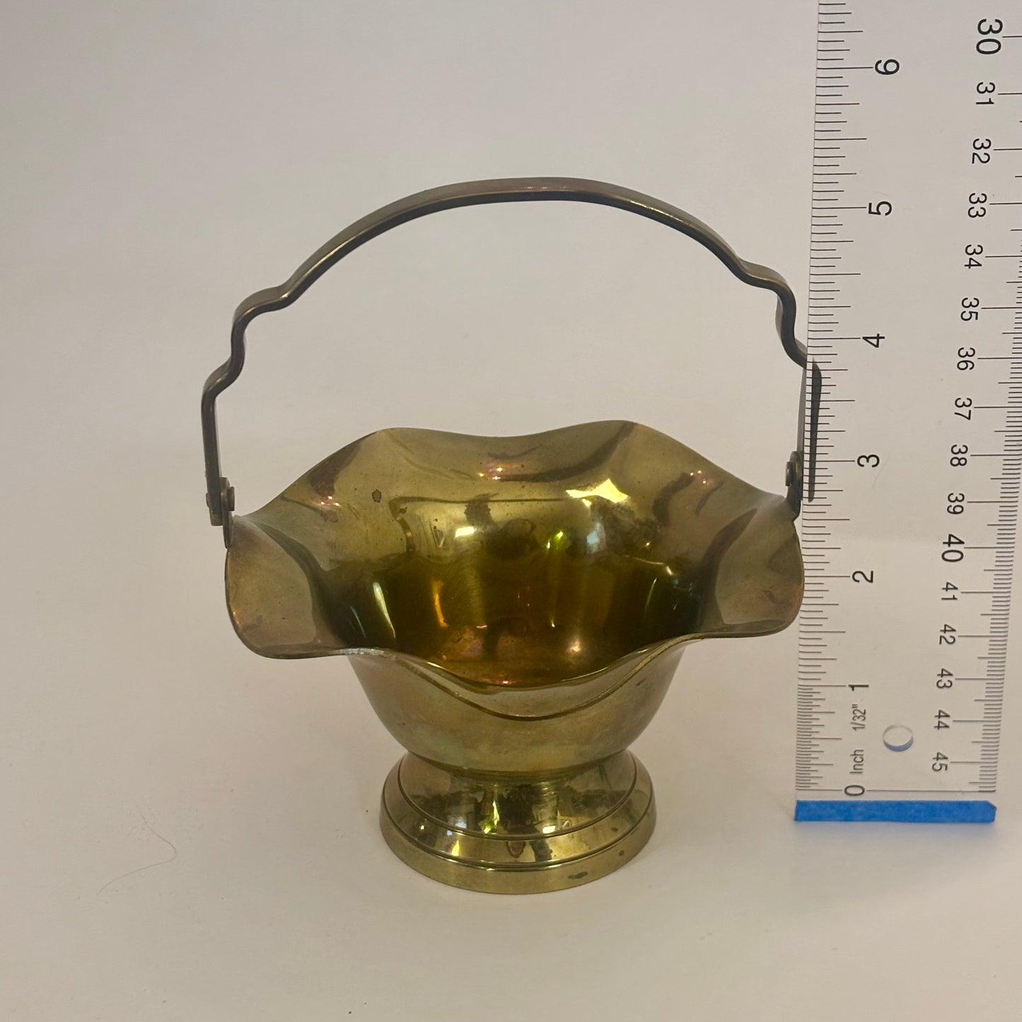 Vintage Interpur Brass Basket Bowl  |⋆˙⟡ |  Scalloped Pedestal Dish with Handle / Made in Taiwan