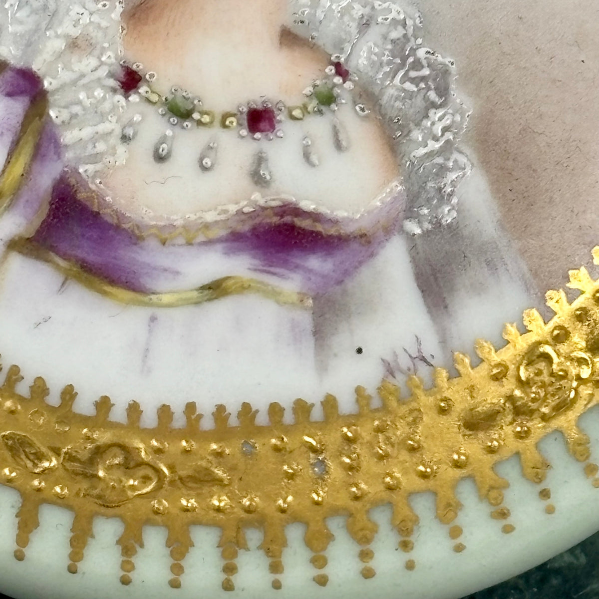 Antique Hand Painted Porcelain Portrait |⋆˙⟡| Trinket Box with Gold Gilt