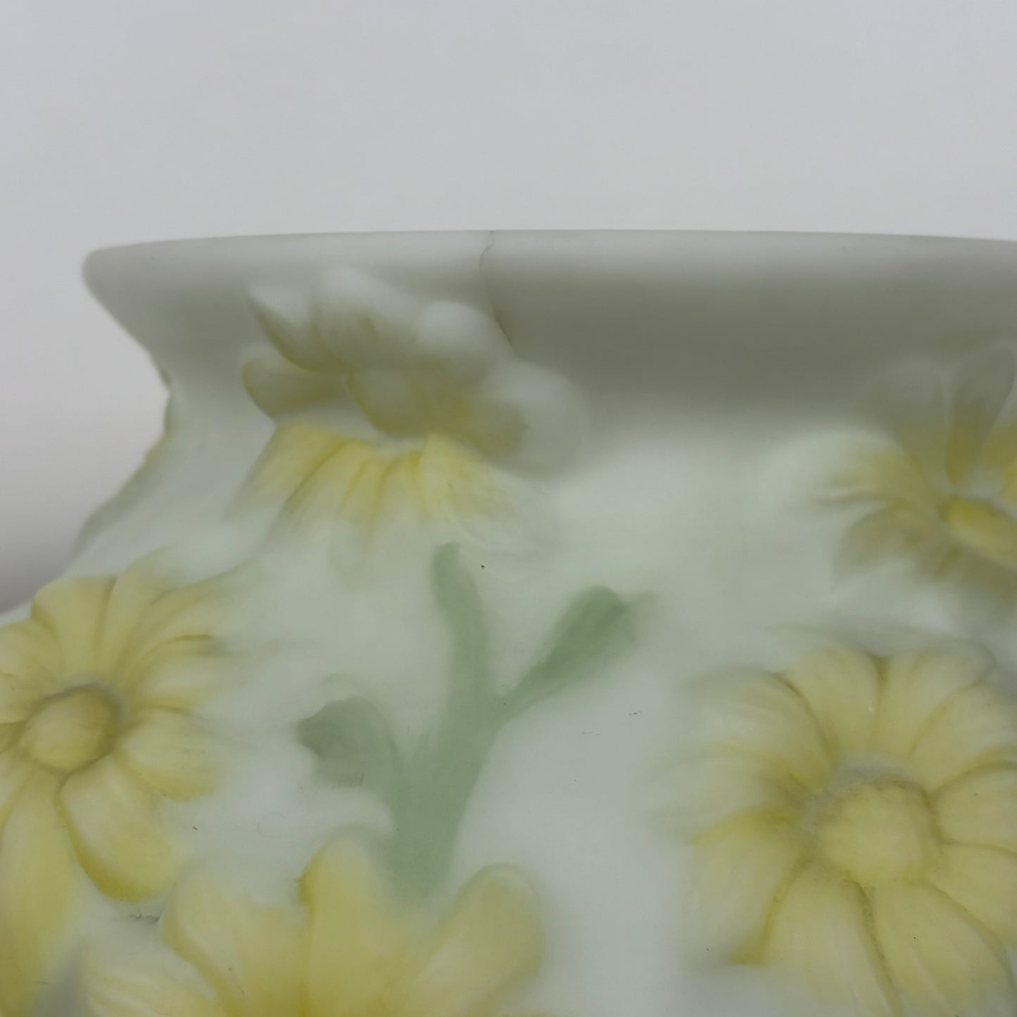 Phoenix Art Glass Yellow Daisy Pattern Vase |⋆˙⟡| Reverse Decorated, c. 1930s–1950s, Sculptured Floral Art Glass