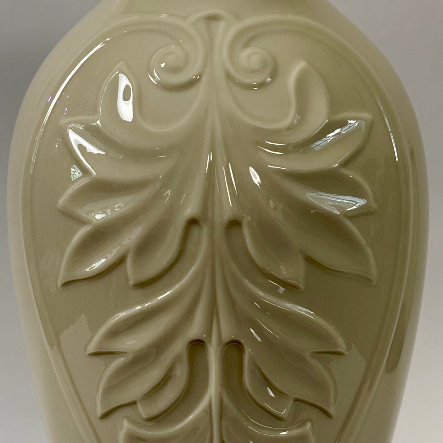 Lenox Hera Porcelain Vase |⋆˙⟡ | 24k Gold Trim, with Box