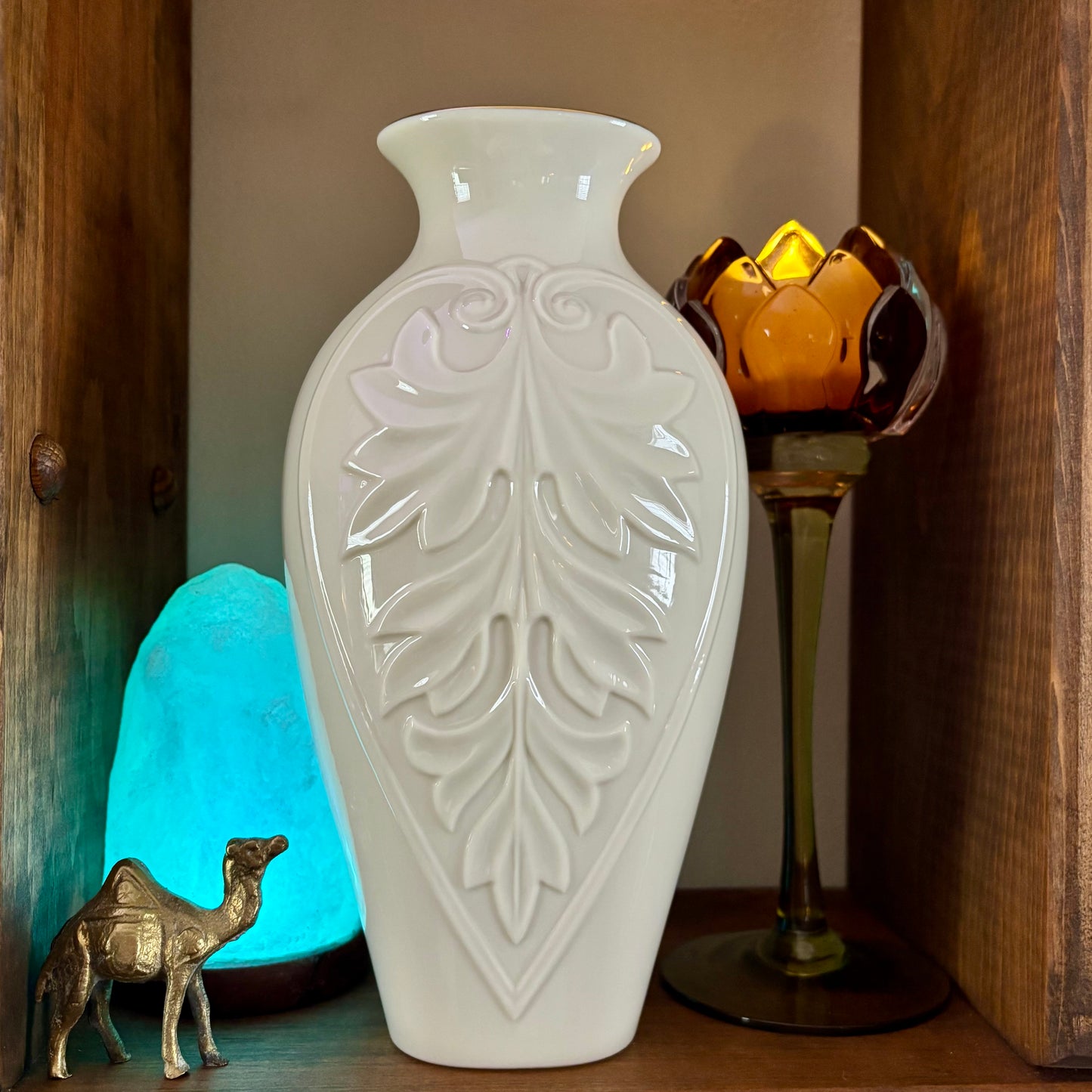 Lenox Ivory Porcelain Vase ⋆˙⟡ Gold Trim