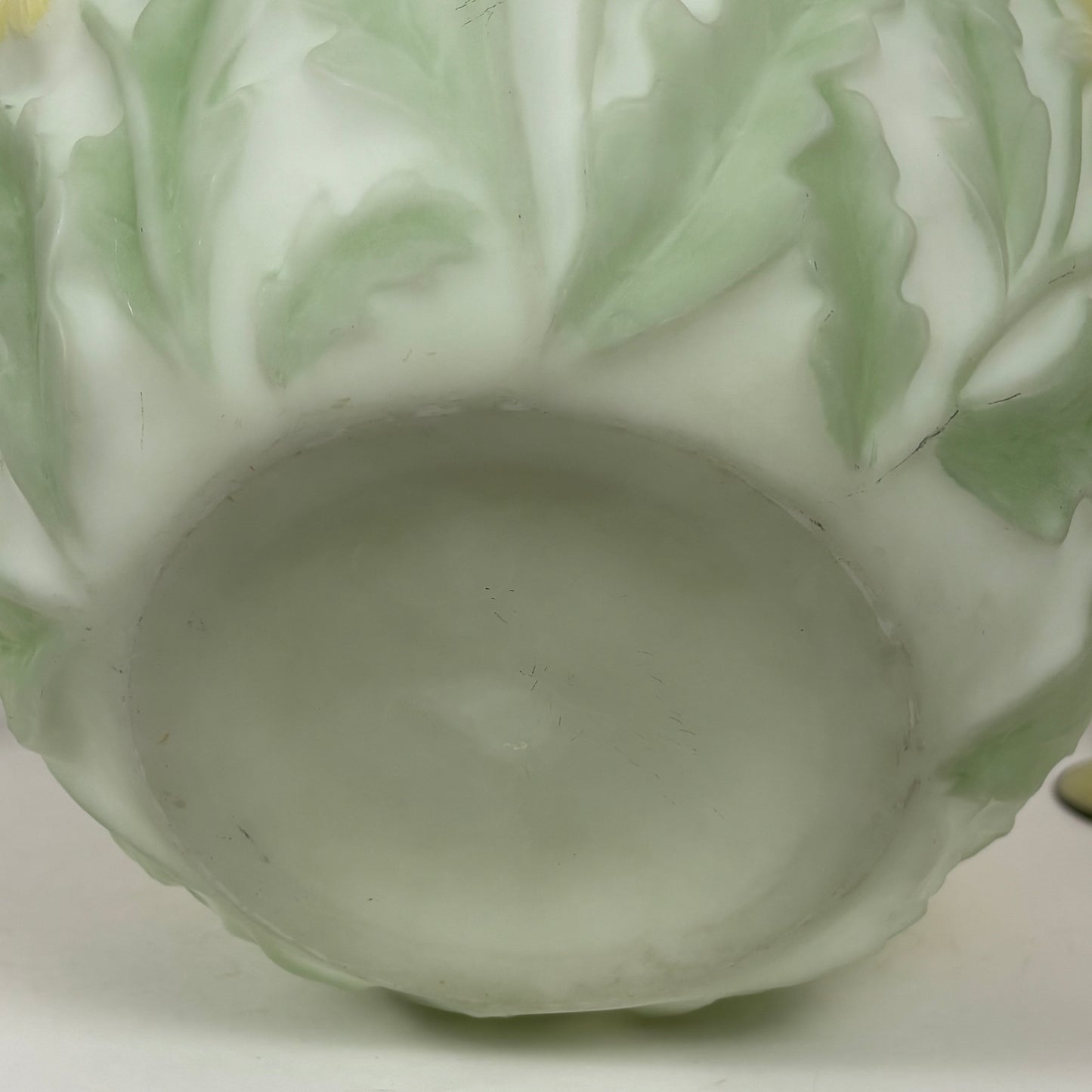 Phoenix Art Glass Yellow Daisy Pattern Vase |⋆˙⟡| Reverse Decorated, c. 1930s–1950s, Sculptured Floral Art Glass