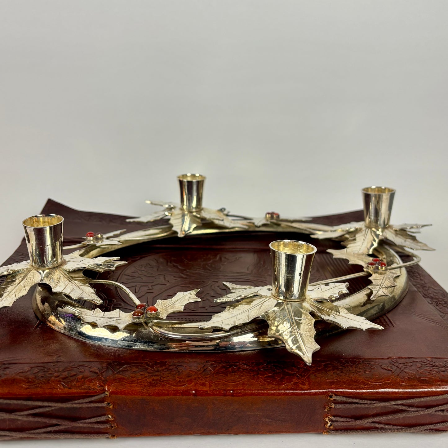 Vintage Silver Tone Metal Holly Advent Wreath Candle Holder |⋆˙⟡| Christmas Centerpiece, Made in India