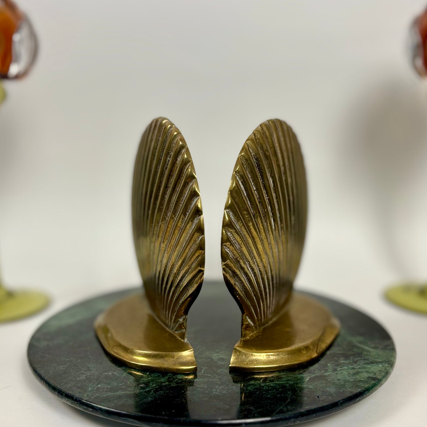 Vintage Brass Shell Bookends | ⋆˙⟡| Pair by Prize Products