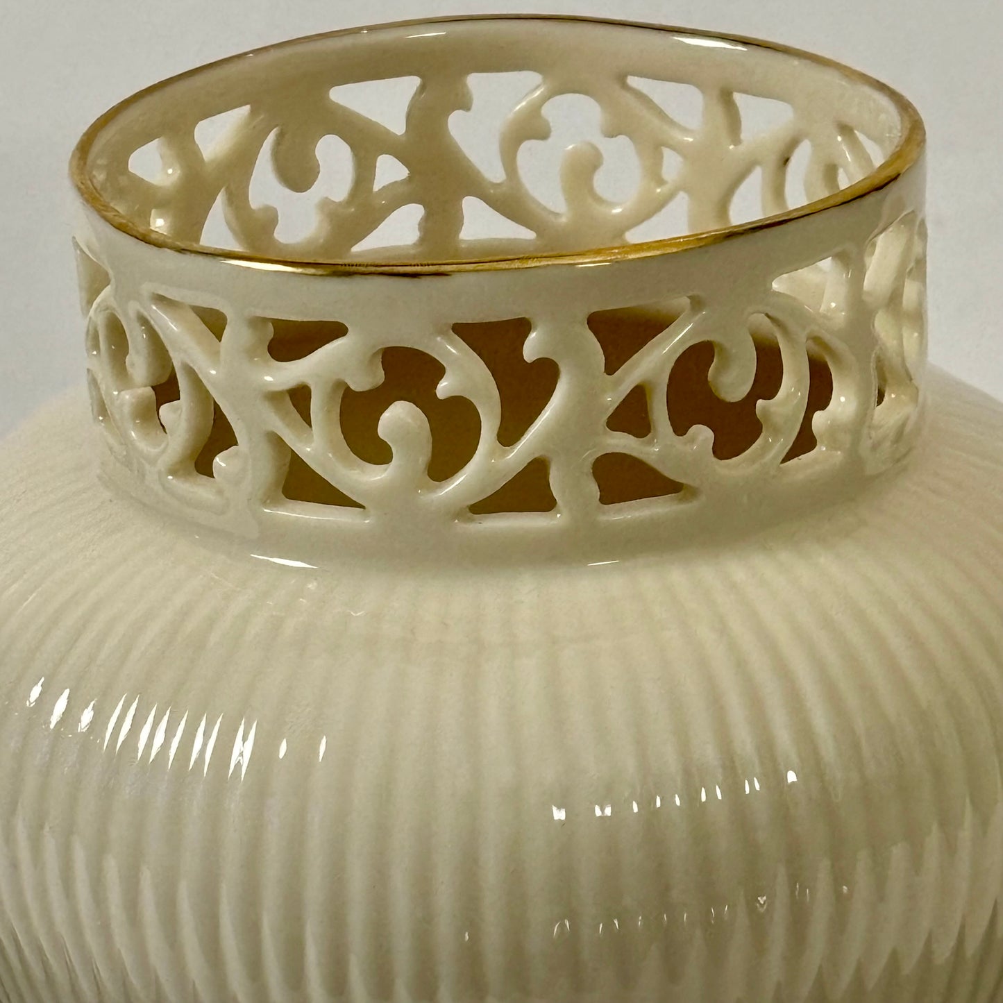 Lenox Tracery Vase ~ Vintage |⋆˙⟡ |  Ivory Porcelain with 24K Gold Rim & Pierced Openwork Top