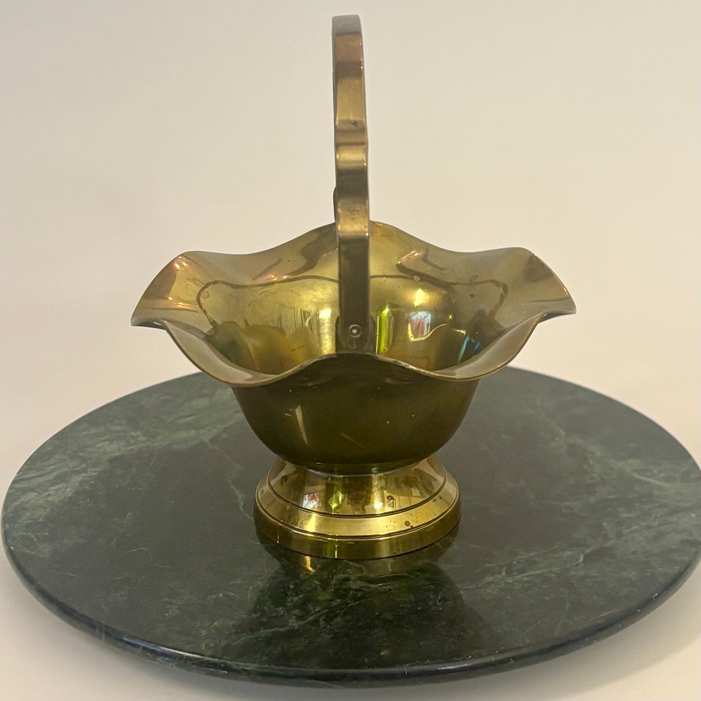 Vintage Interpur Brass Basket Bowl  |⋆˙⟡ |  Scalloped Pedestal Dish with Handle / Made in Taiwan