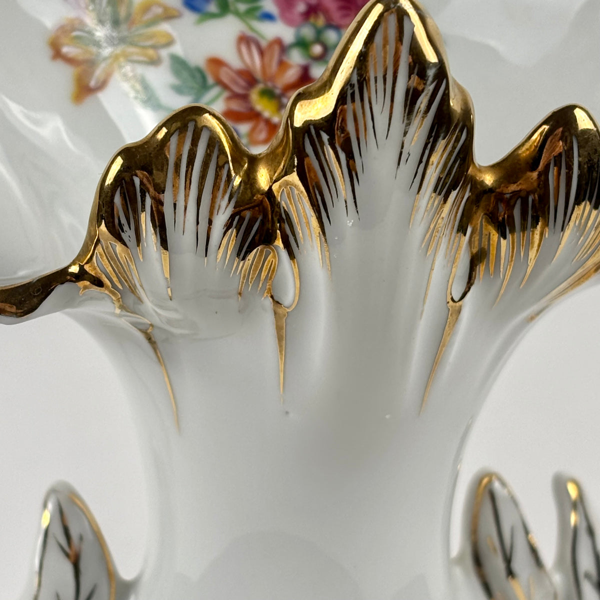 Vintage Limoges AJCO Bridal Vase |⋆˙⟡| Old Paris Style Floral Porcelain, c. 1950s