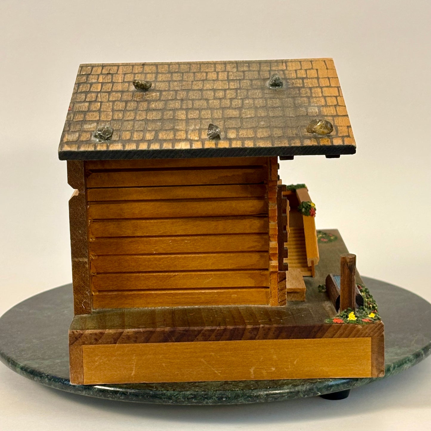 Vintage Swiss Reuge Chalet Music Box ⋆˙⟡ Edelweiss