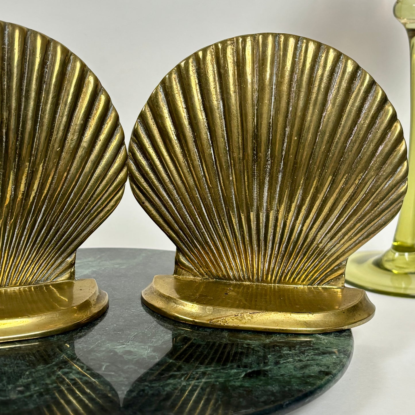 Vintage Brass Shell Bookends | ⋆˙⟡| Pair by Prize Products