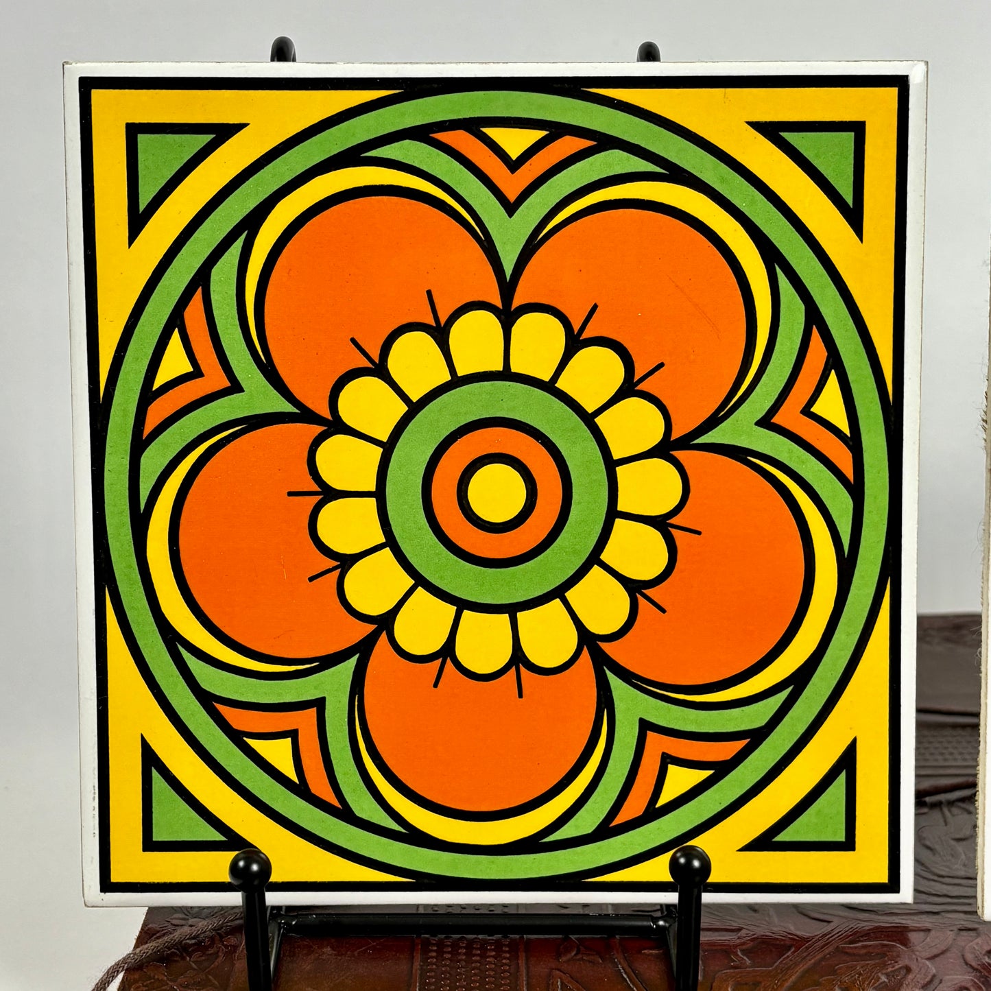 Vintage Mod Floral & Heart Tile Wall Art Set |⋆˙⟡ | Retro 70s Pop Art Ceramic Tiles, Set of 2