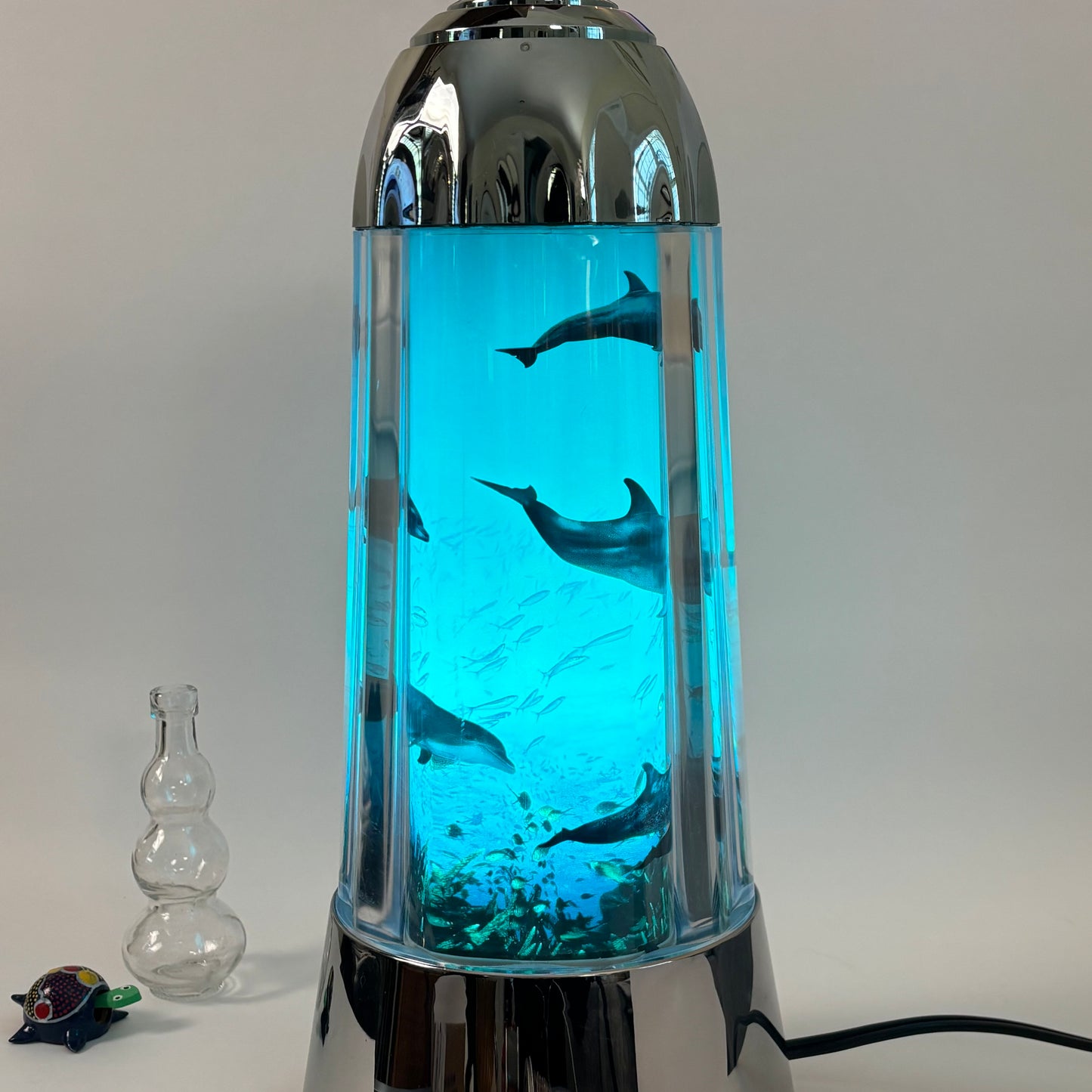 1994 Rabbit Tanaka Dolphin Motion Lamp / Rotating Ocean Scene Light |⋆˙⟡ | Blue & Chrome Retro Desktop Lamp