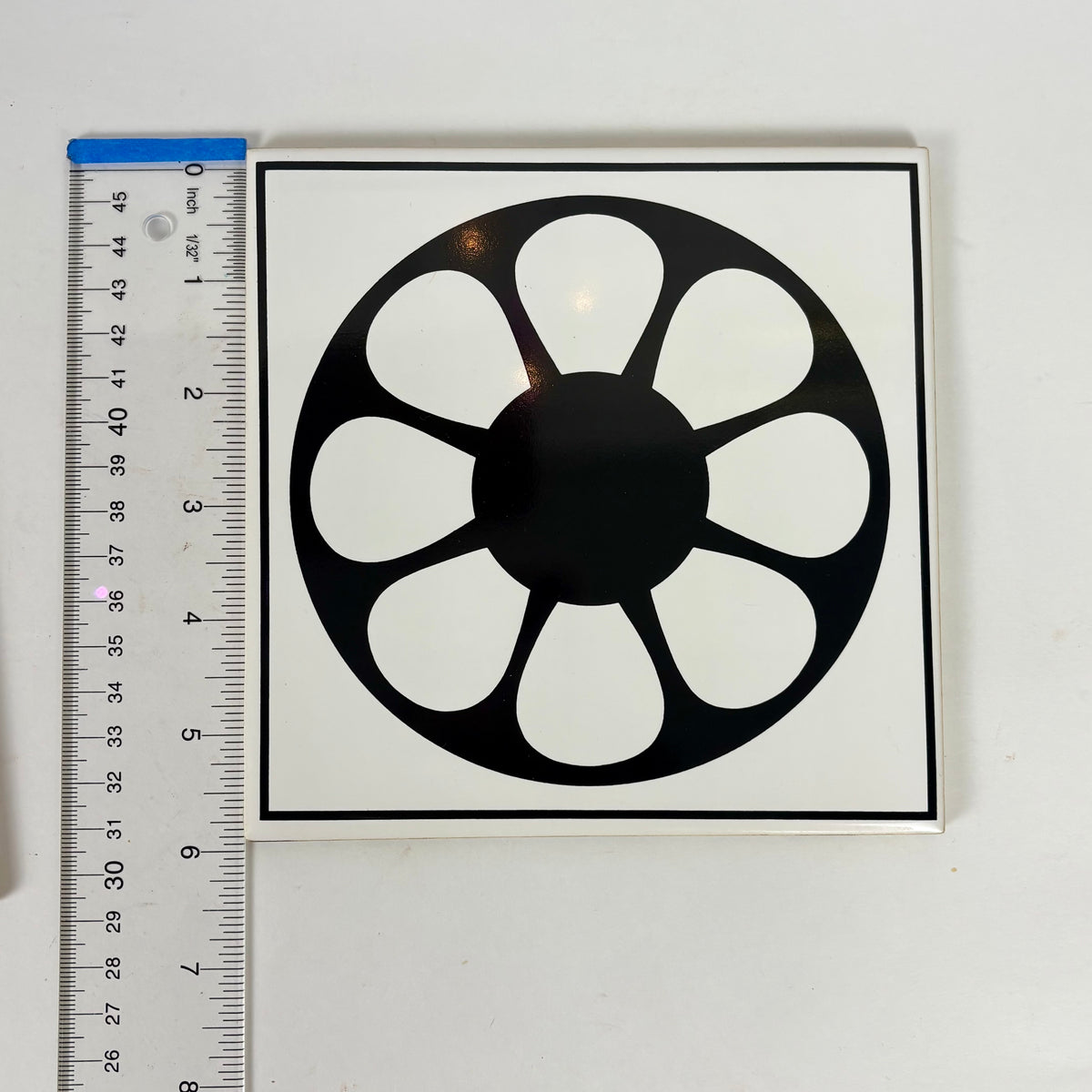 Set of 2 Vintage Ceramic Wall Tiles |⋆˙⟡| Berggren Floral Pattern,  Black and White 70’s Flower